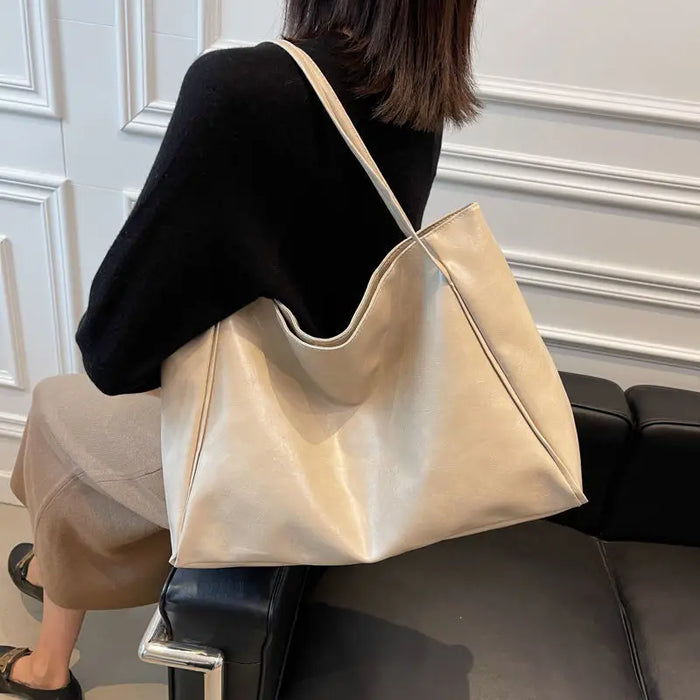 Commuter bag for women