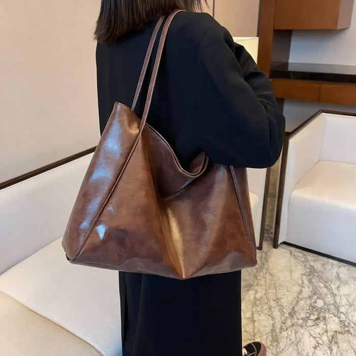 Commuter bag for women